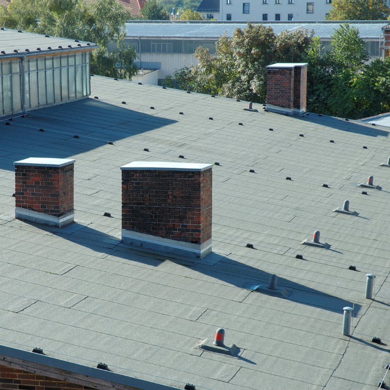 How to Handle Commercial Roofing Insurance Claims