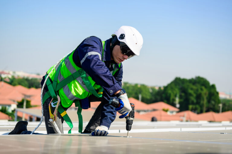 Flat Roof Deck Planning for Modern Homes and Businesses